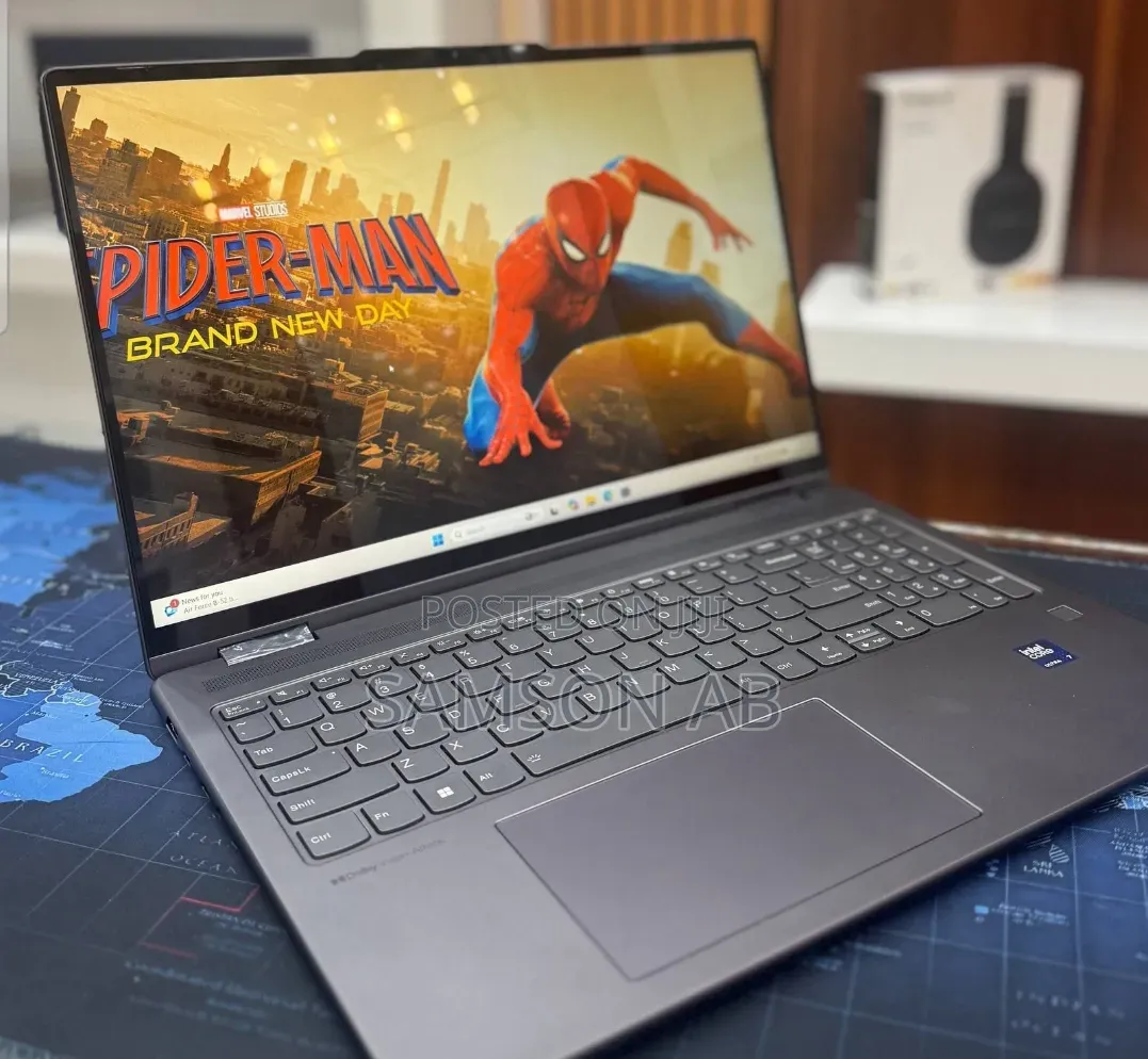 New Laptop Lenovo Yoga 7 15ITL5 16GB Intel Core Ultra 7 SSD 512GB