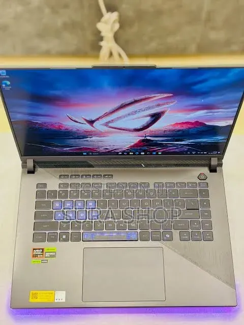 New Laptop Asus ROG Strix G16 G614 16GB AMD Ryzen 9 SSD 1T