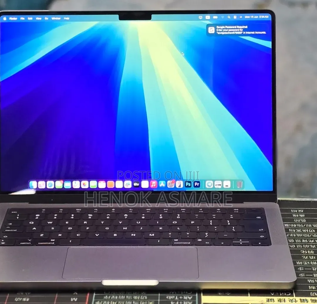 New Laptop Apple MacBook Pro 2021 M1 32GB Apple M1 SSD 1T