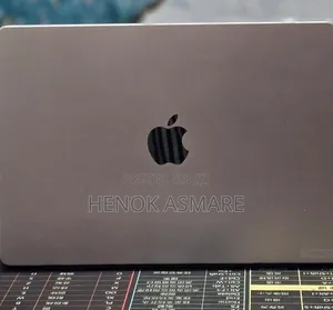 New Laptop Apple MacBook Pro 2021 M1 32GB Apple M1 SSD 1T