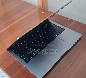 New Laptop Apple MacBook Pro 2021 M1 16GB Apple M1 Pro SSD 512GB
