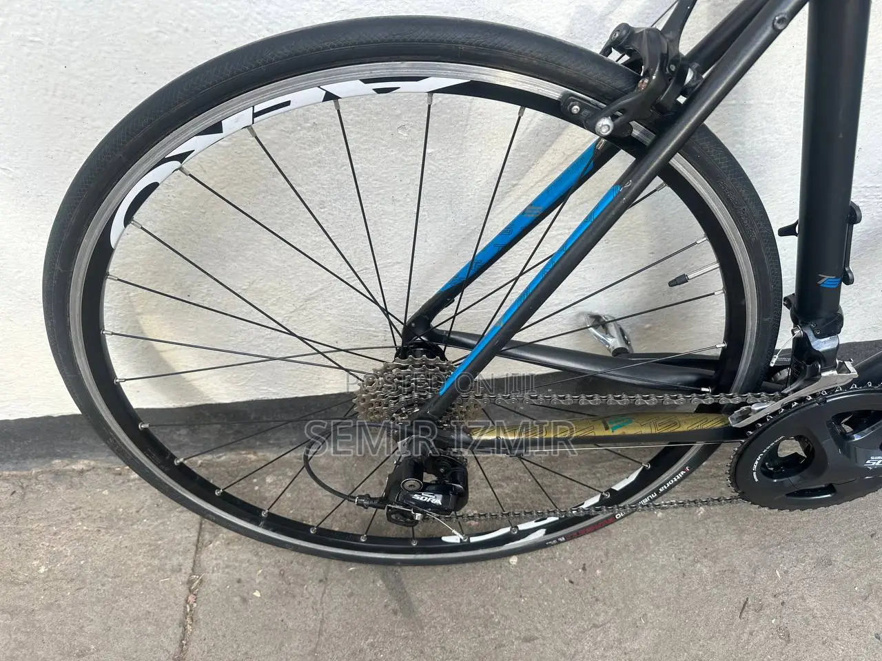 Btwin Triban 5 Road Bike