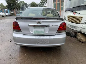 Toyota Platz 2005 Silver