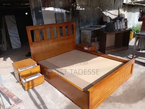 Modern Oak Bed 150cm With Bedside