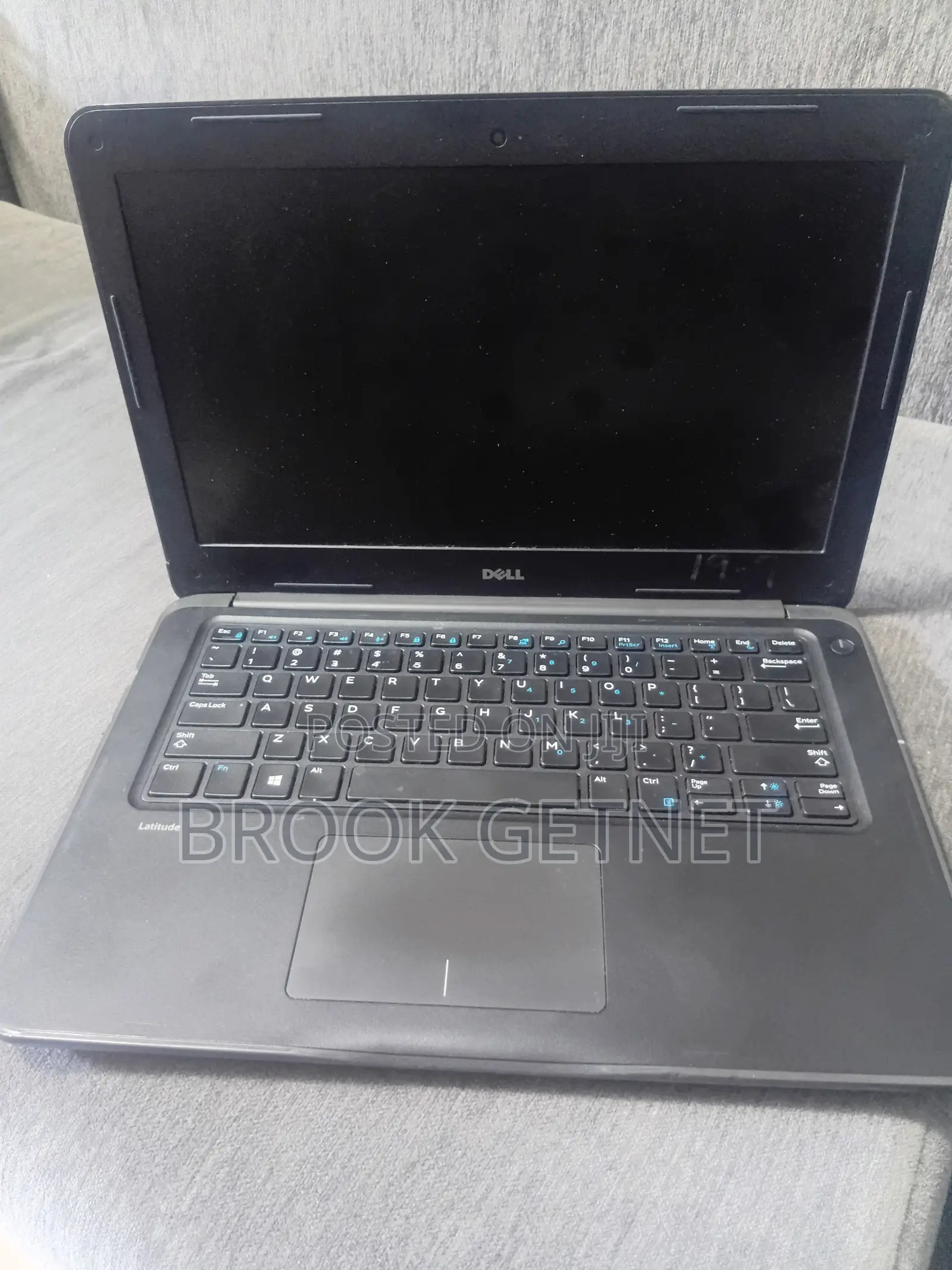 Laptop Dell Latitude 13 3380 8GB Intel Core i5 HDD 256GB