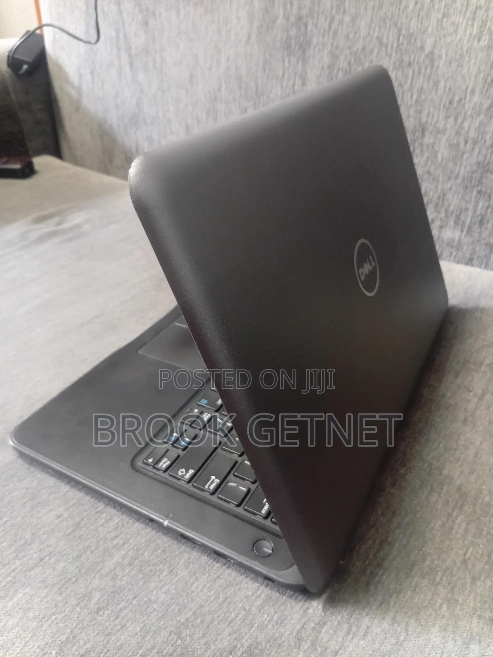 Laptop Dell Latitude 13 3380 8GB Intel Core i5 HDD 256GB