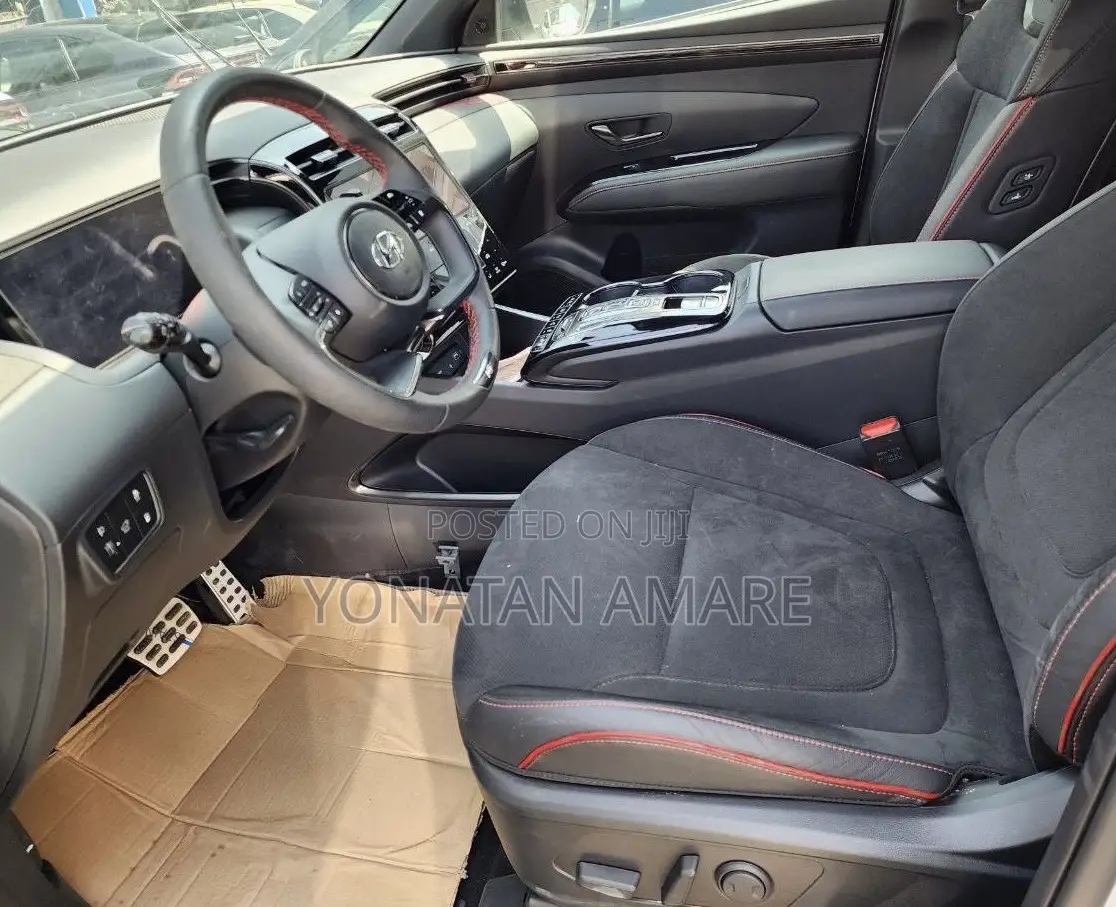 Hyundai Tucson Limited 2023 Gray