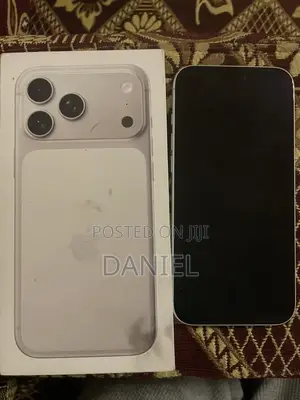 New Apple iPhone 17 Pro Max 256 GB Silver