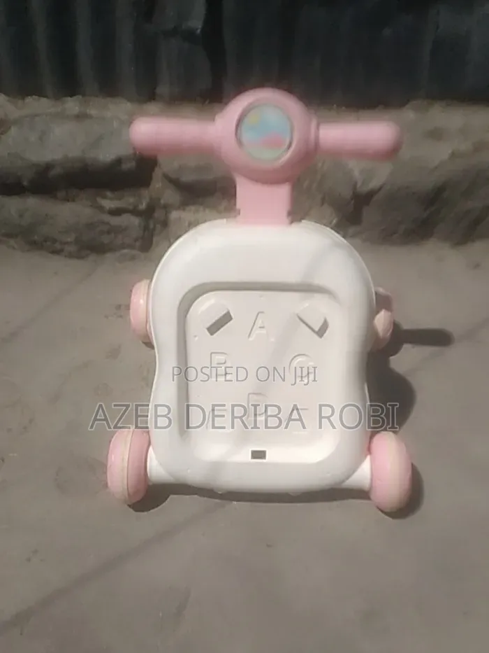 Baby Weker