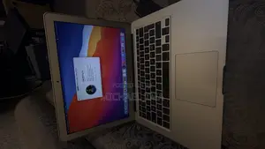 Laptop Apple MacBook 2015 4GB Intel Core i5 SSD 128GB