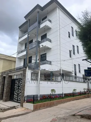 Furnished 8bdrm Maisonette in ላፍቶ, Nifas Silk-Lafto for sale