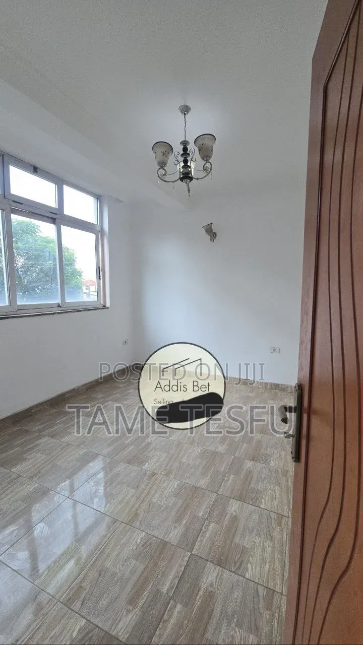 Furnished 7bdrm House in ላፍቶ, Nifas Silk-Lafto for sale