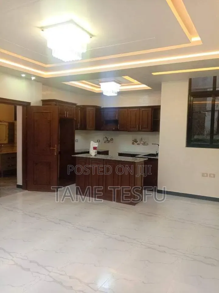 Furnished 4bdrm House in ኃይሌ ጋርመንት, Nifas Silk-Lafto for sale