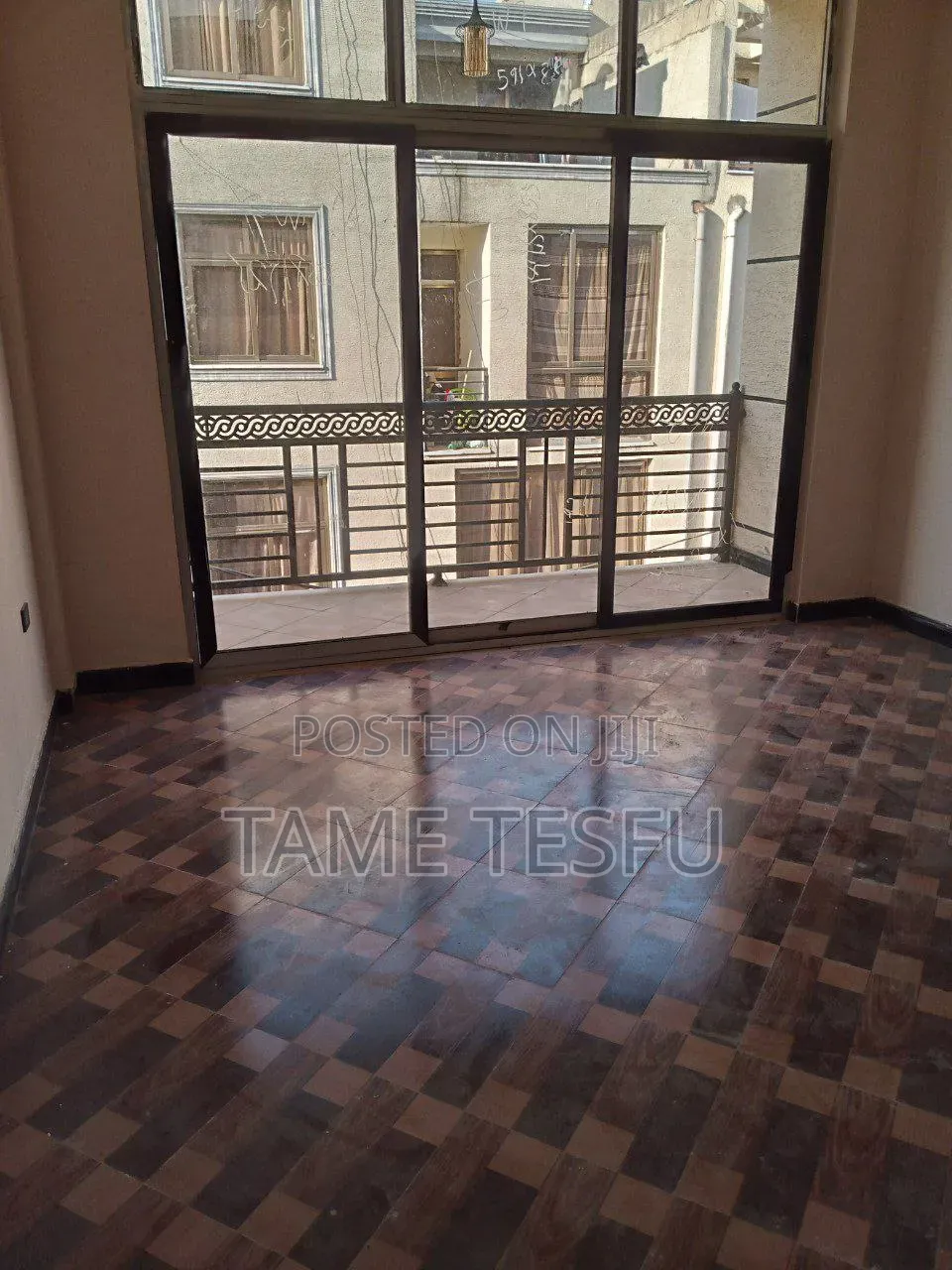 Furnished 5bdrm House in ጋርመንት, Nifas Silk-Lafto for sale