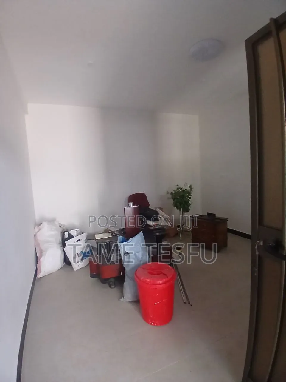 Furnished 5bdrm House in ጋርመንት, Nifas Silk-Lafto for sale