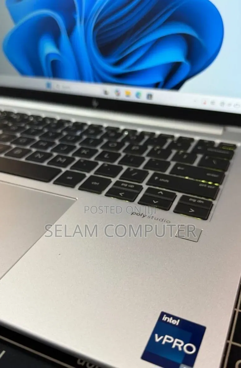 New Laptop HP EliteBook 840 G10 16GB Intel Core i7 SSD 512GB