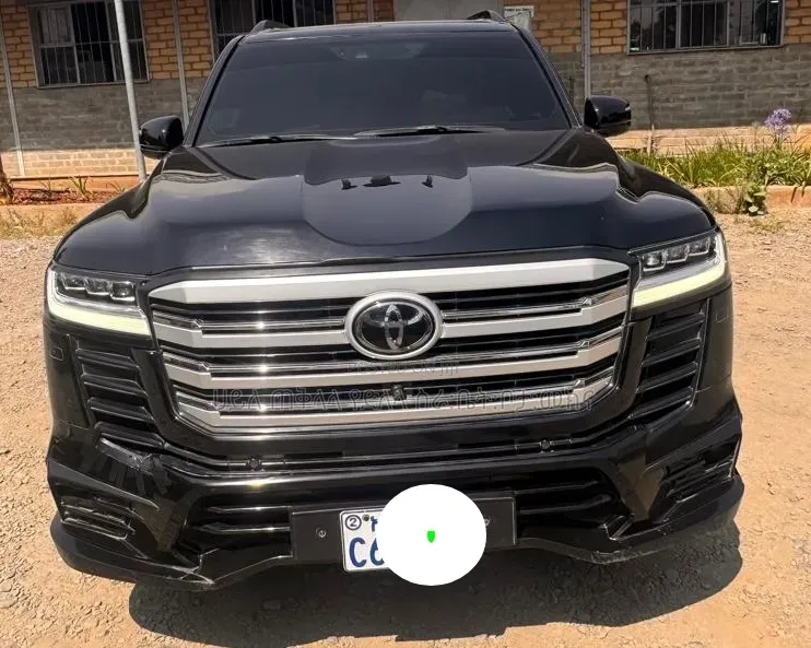 Toyota Land Cruiser 2024 Matt Black
