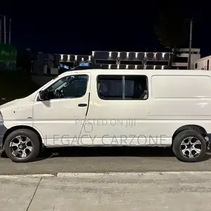 Toyota HiAce 2008 White