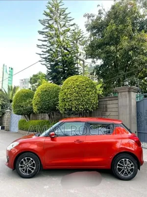Suzuki Swift 2021 Red
