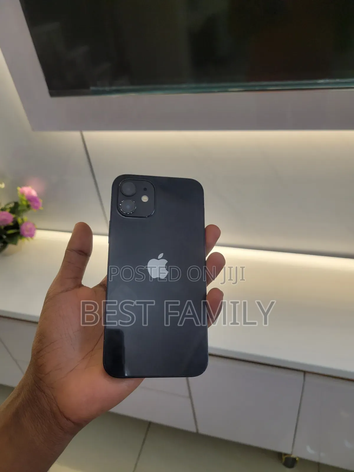 Apple iPhone 12 64 GB Black