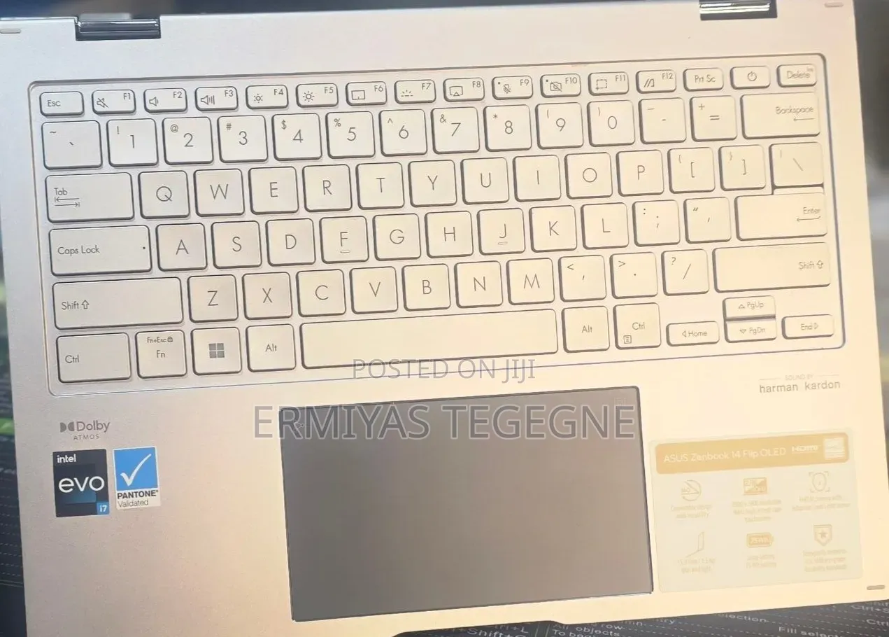 New Laptop Asus ZenBook UX430UQ 16GB Intel Core i7 SSD 512GB