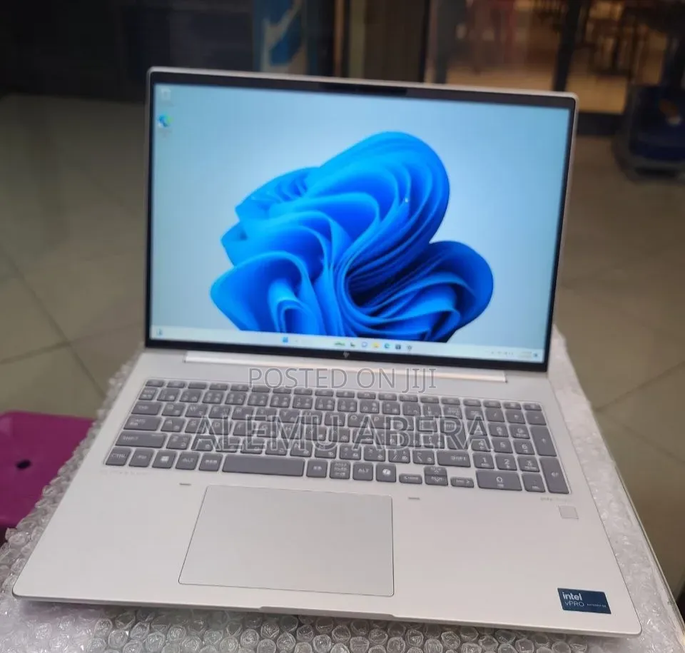 New Laptop HP EliteBook 640 G11 16GB Intel Core Ultra 7 SSD 512GB
