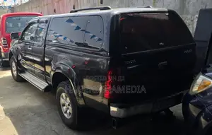 Toyota Hilux 2008 Black