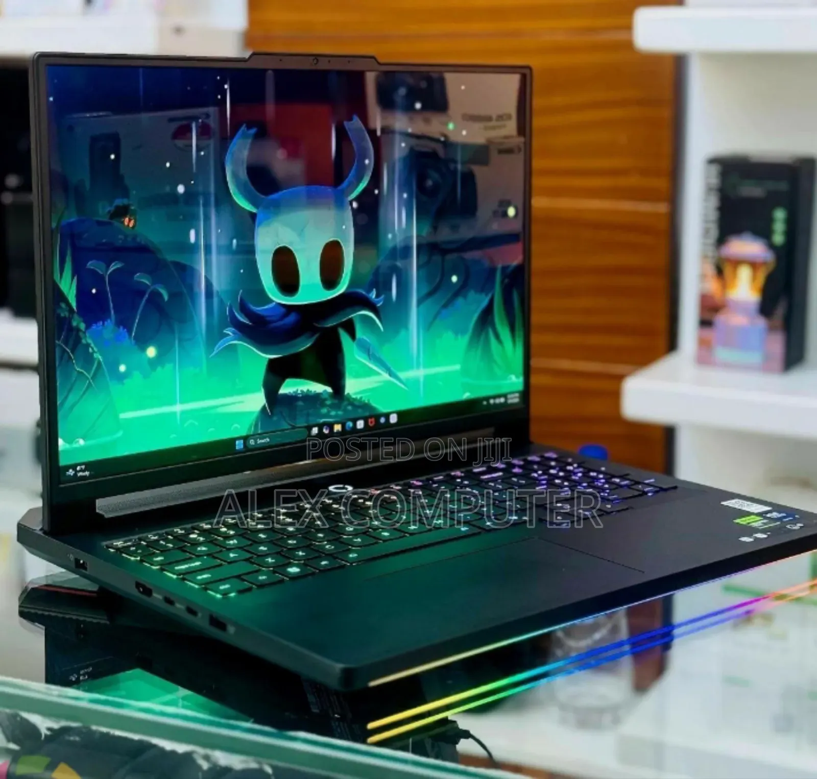 New Laptop Lenovo Legion 7 64GB Intel Core Ultra 9 SSD 2T
