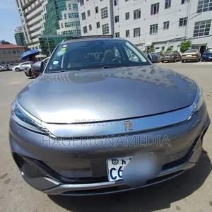 BYD Yuan Up 2024 Blue