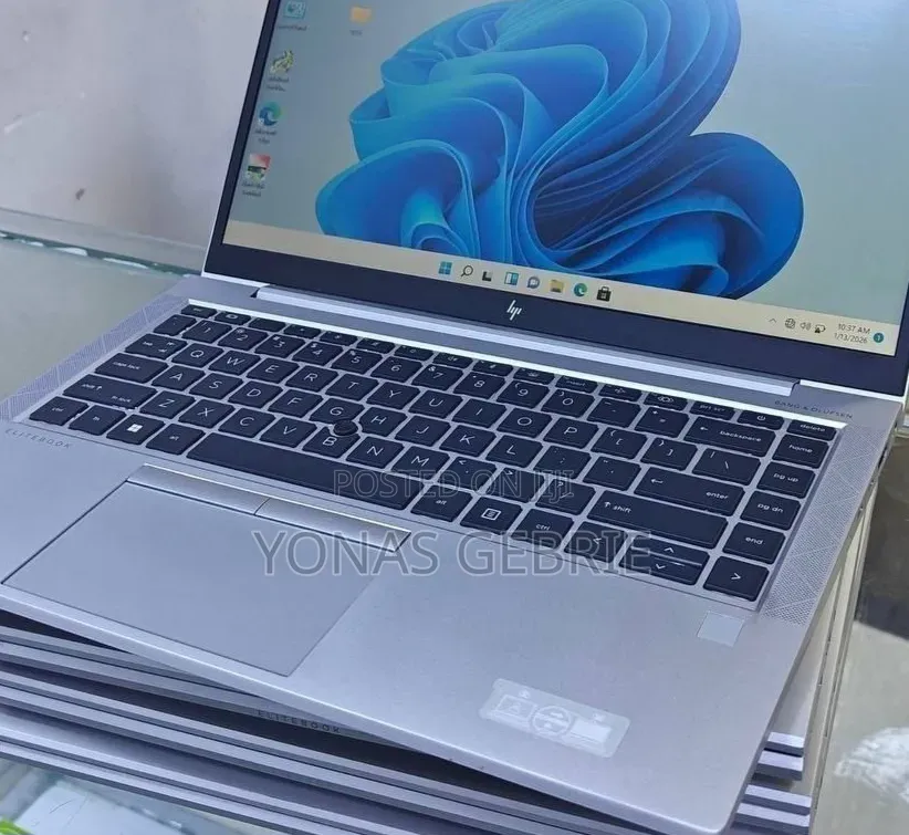 New Laptop HP EliteBook 840 16GB Intel Core i5 SSD 512GB
