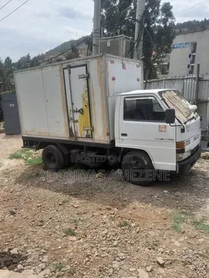 Isuzu 1992 Model 3.6