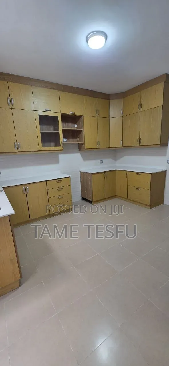 Furnished 7bdrm House in Hayat, Bole for sale