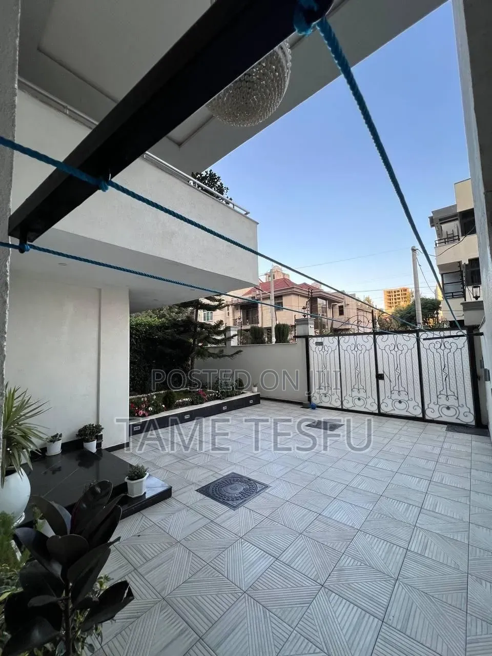 Furnished 8bdrm House in ቦሌ ቡልቡላ, Bole for sale