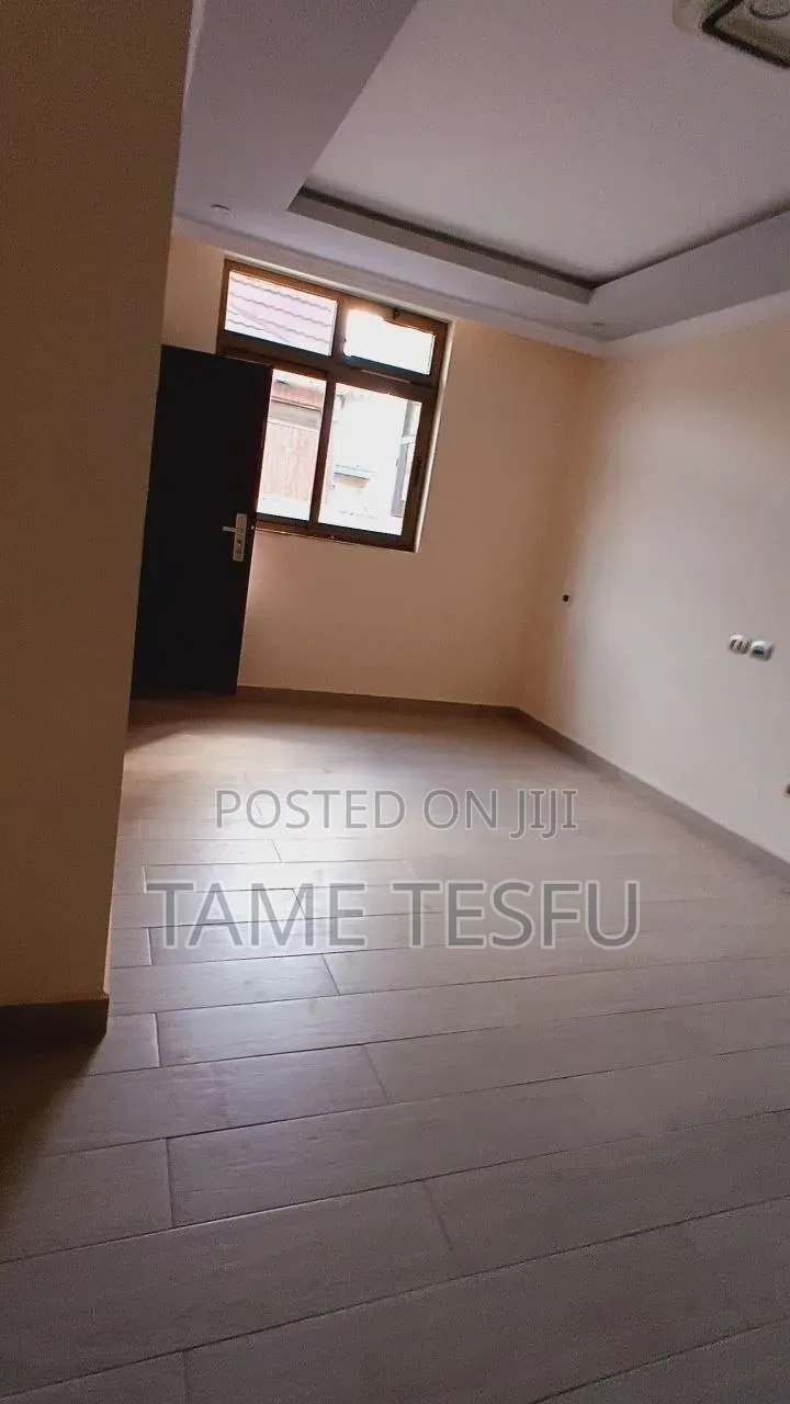 Furnished 8bdrm House in Cmc ባዱሜ, Bole for sale