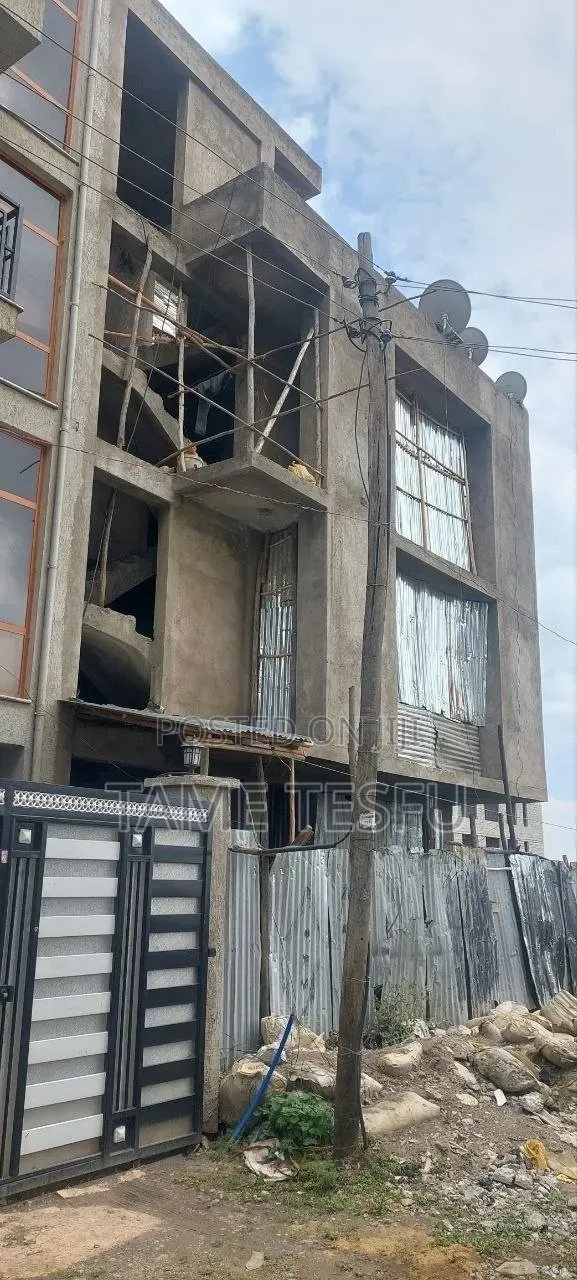 5bdrm House in ሰሚት, Bole for sale