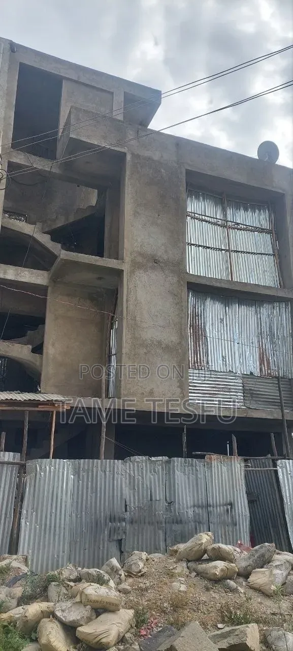 5bdrm House in ሰሚት, Bole for sale