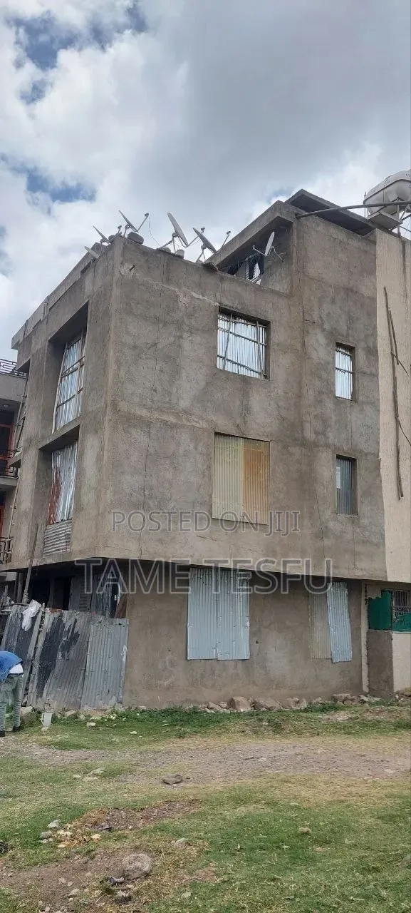 5bdrm House in ሰሚት, Bole for sale