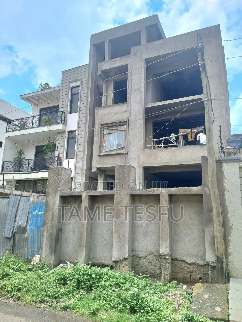 8bdrm House in ሀያት, Bole for sale