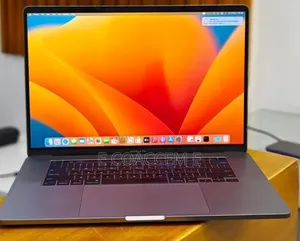 New Laptop Apple MacBook 16GB Intel Core i7 SSD 512GB