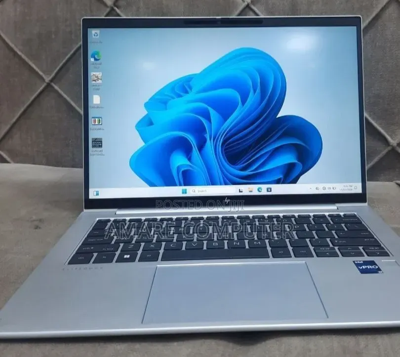 New Laptop HP EliteBook 840 G9 16GB Intel Core i7 SSD 512GB