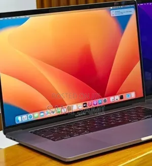New Laptop Apple MacBook Pro 2019 16GB Intel Core i7 SSD 512GB
