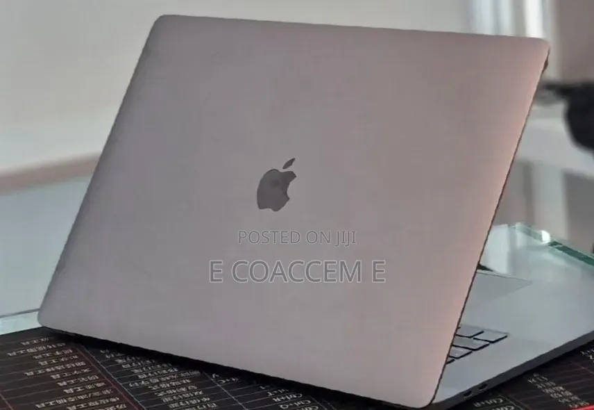 New Laptop Apple MacBook 16GB Intel Core i9 SSD 2T