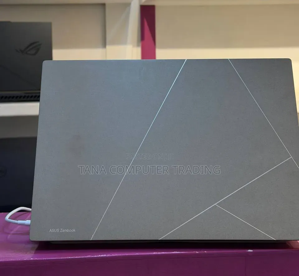 New Laptop Asus Zenbook Flip 13 UX363 32GB Intel Core i9 SSD 1T