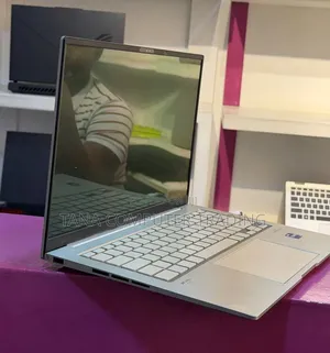 New Laptop Asus Zenbook Flip 13 UX363 32GB Intel Core i9 SSD 1T
