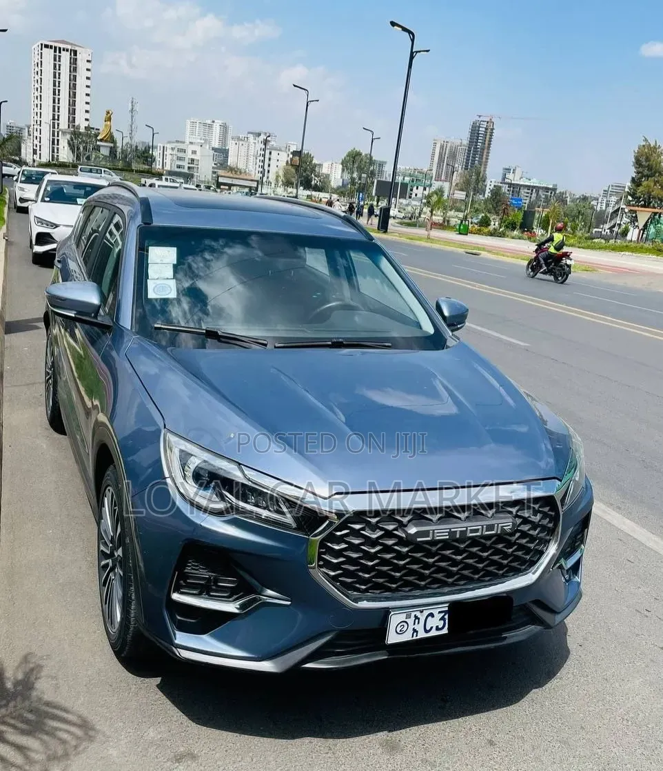 Jetour X70 1.5 7-Seater FWD 2022 Blue