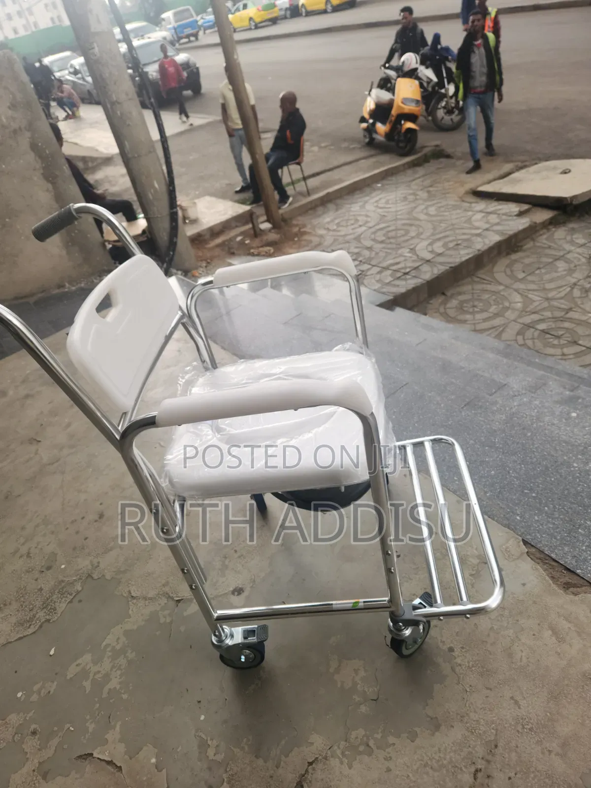 Bedside Commode Toilet Chair, Shower Commode Wheelchair Medical New