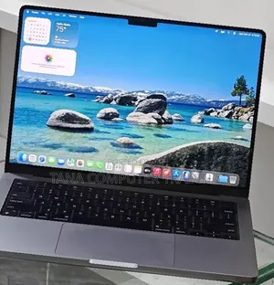 New Laptop Apple MacBook Pro 2023 M3 8GB Apple M3 Pro SSD 512GB