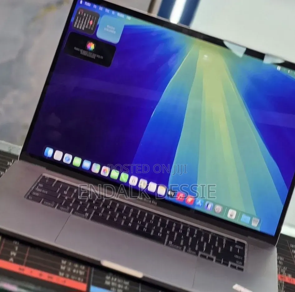 New Laptop Apple MacBook Pro 2019 16GB Intel Core i9 SSD 2T