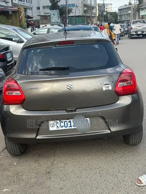Suzuki Swift 2022 Gray