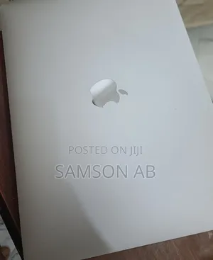 New Laptop Apple MacBook Pro 2021 M1 16GB Apple M1 Pro SSD 256GB